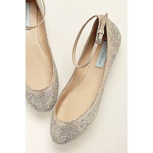 Blue by Betsey Johnson Crystal Ballet Flat‎ Size 7.5